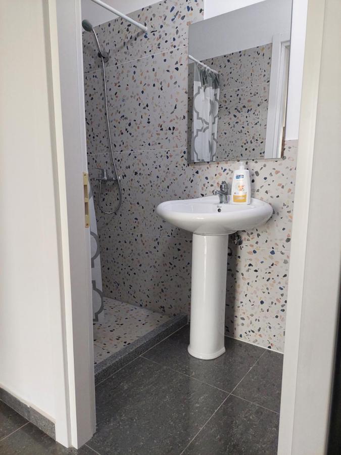Saranda Boutique Hostel Dış mekan fotoğraf