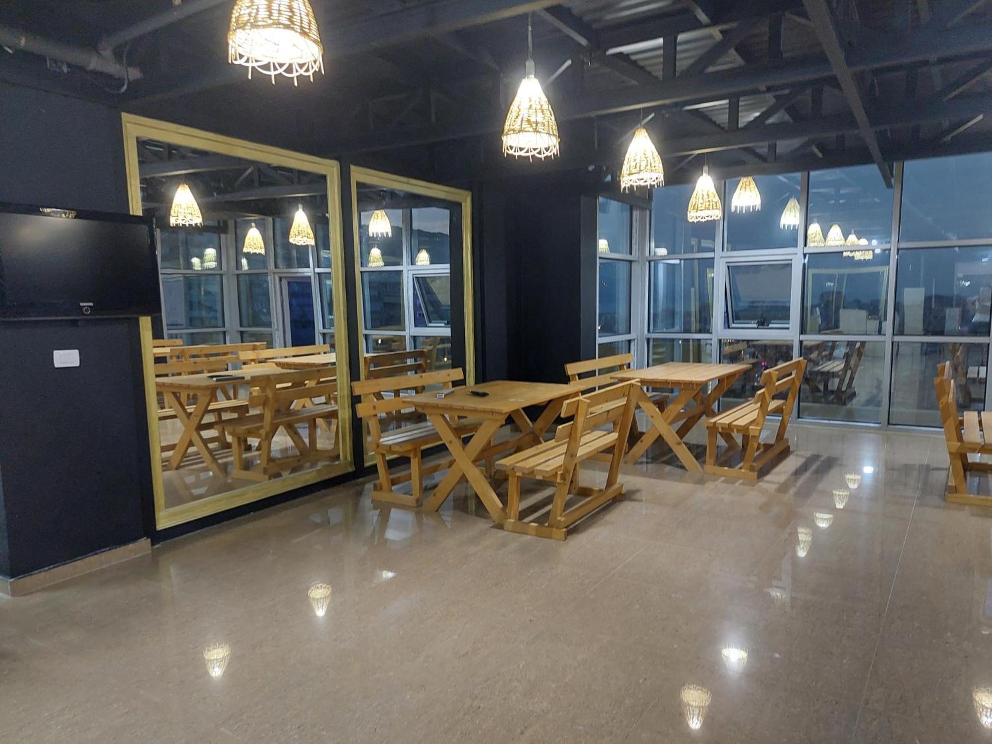 Saranda Boutique Hostel Dış mekan fotoğraf